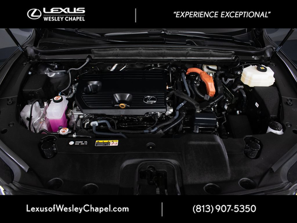 Used 2025 Lexus RX 350h w/ Accessory Package AWD/4WD image 10