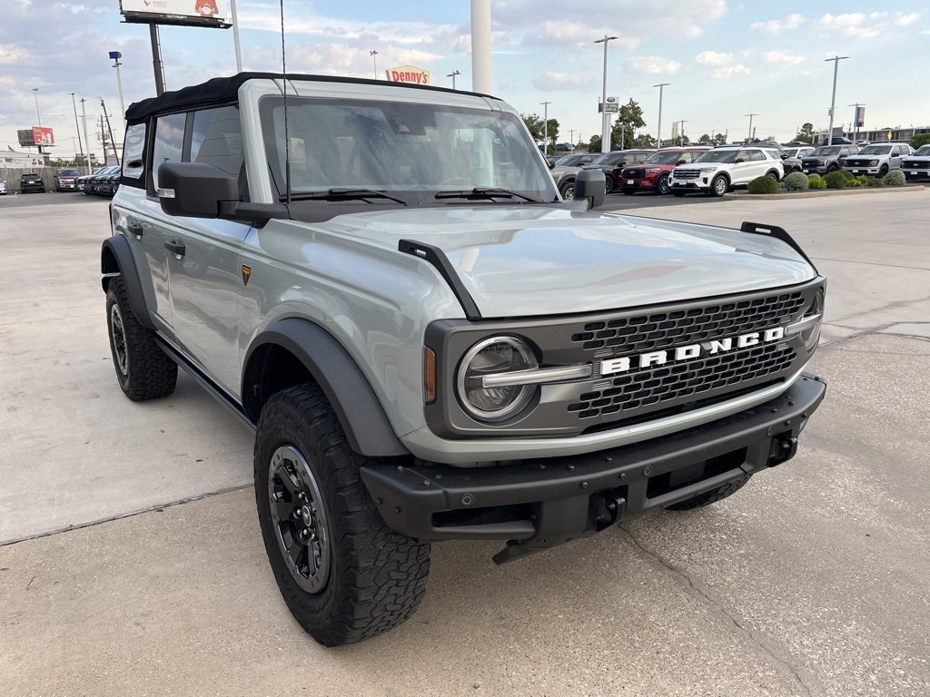 Certified 2021 Ford Bronco Badlands image 3