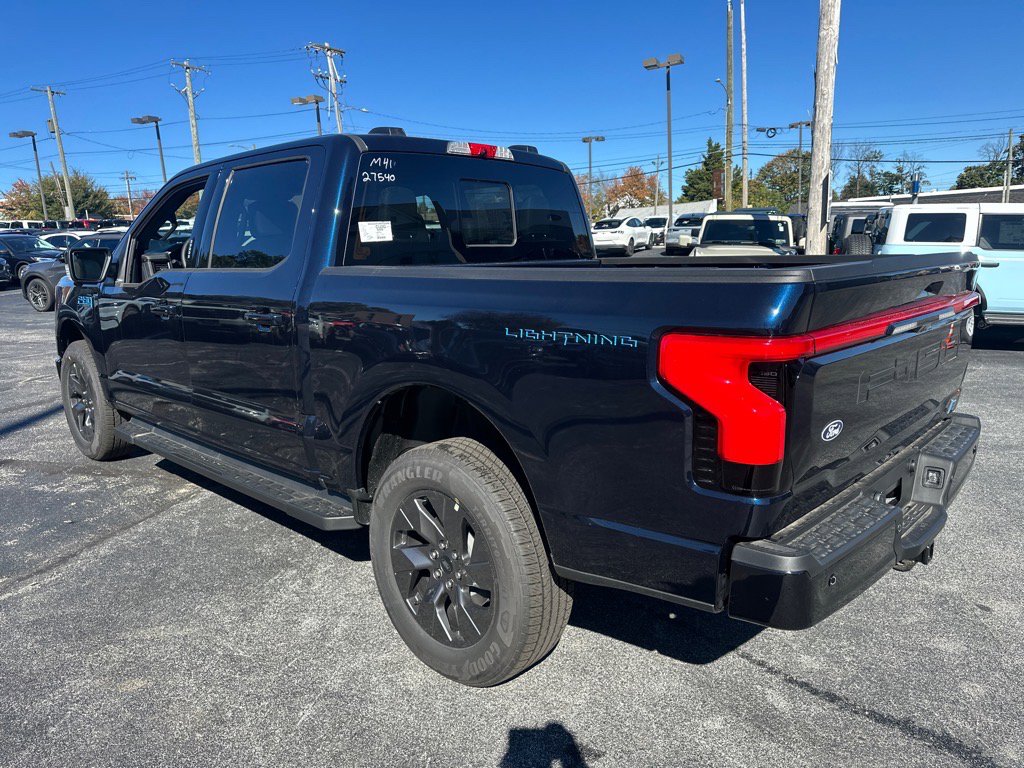 New 2025 Ford F150 Lightning Lariat image 11