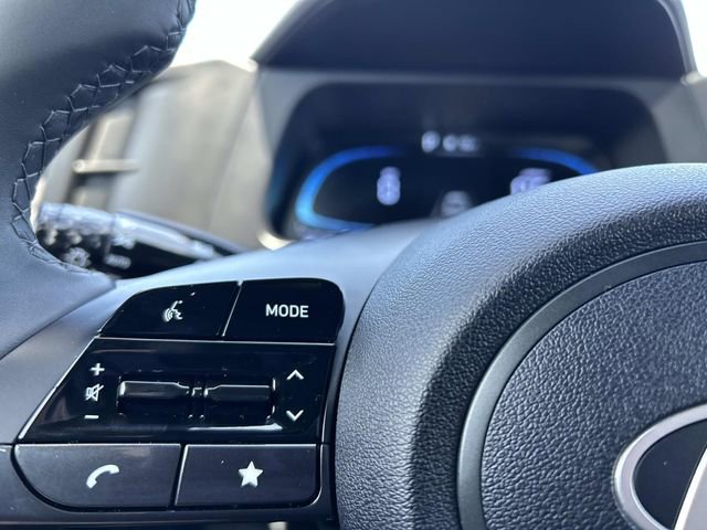 Certified 2025 Hyundai Elantra Sport FWD image 22