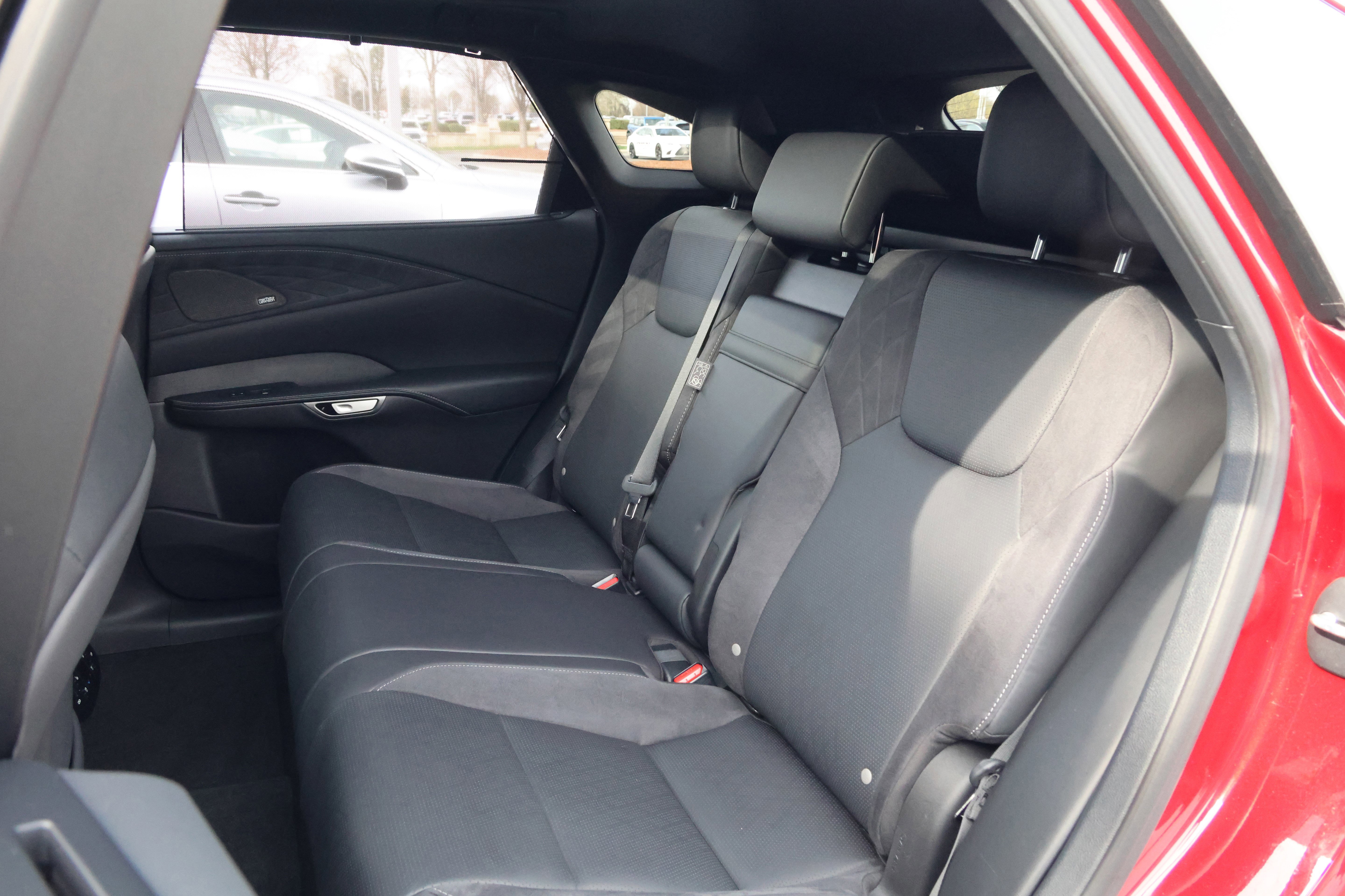 Certified 2024 Lexus RX 350 w/ Convenience Package image 37