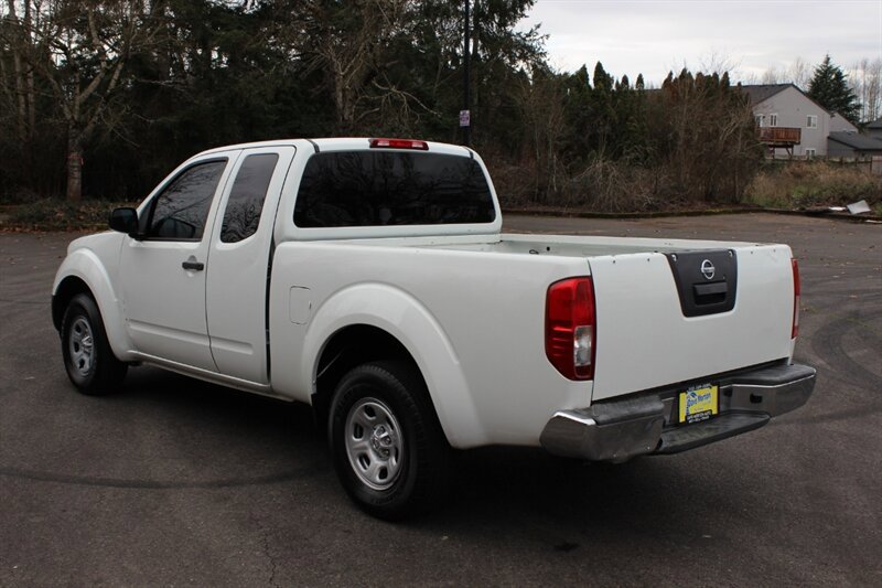 Used 2016 Nissan Frontier S image 3