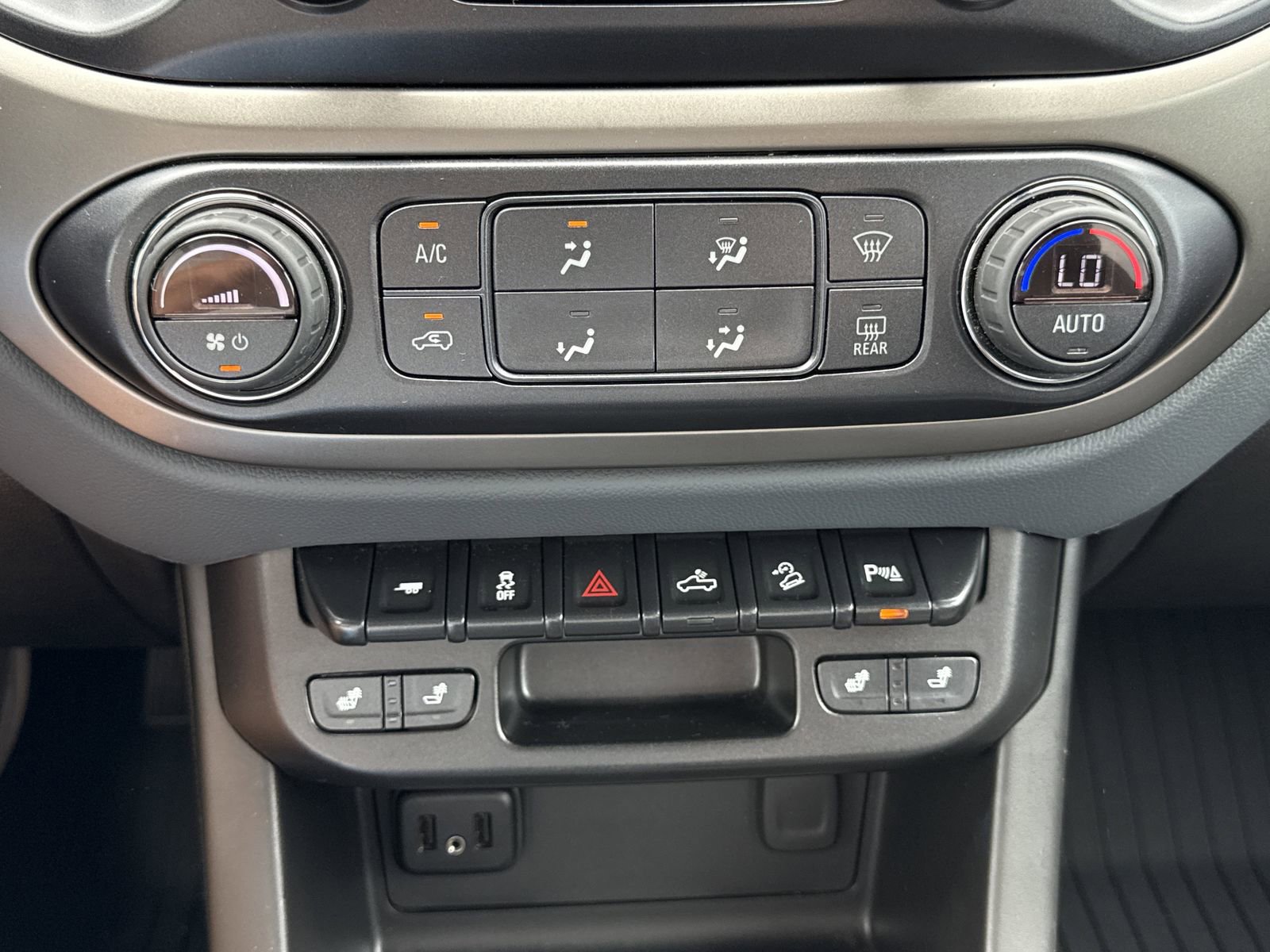 Used 2021 Chevrolet Colorado Z71 RWD image 23