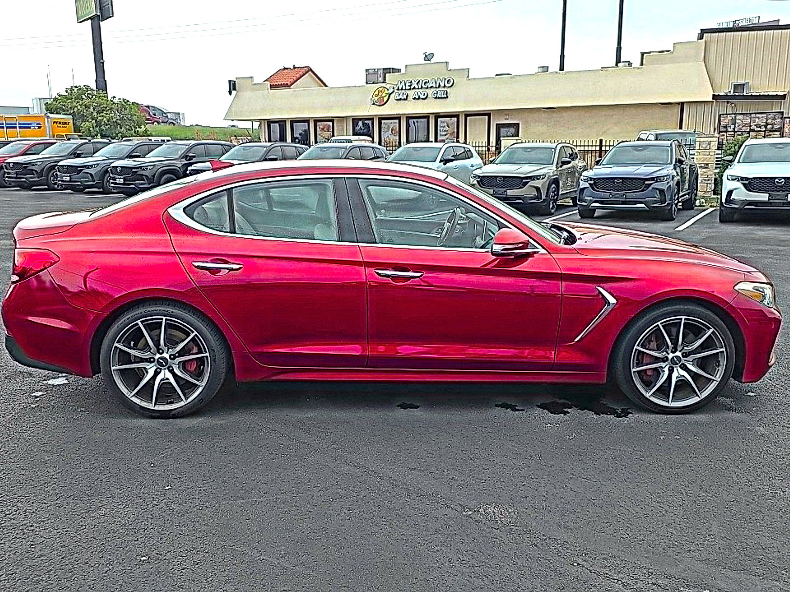 Used 2019 Genesis G70 2.0T Sport RWD image 5