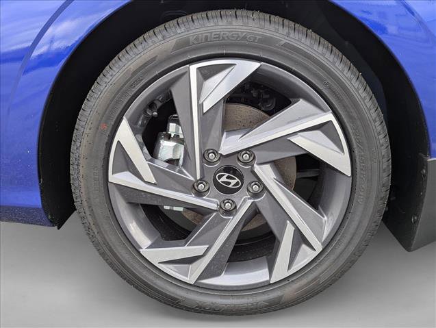 New 2026 Hyundai Elantra Limited image 9