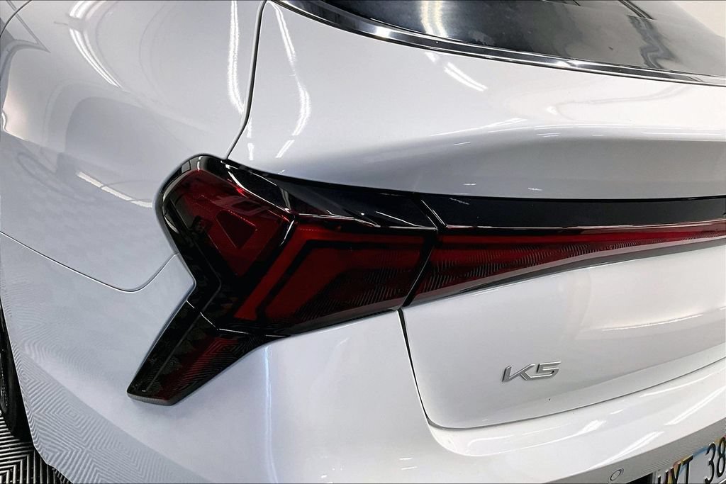Used 2025 Kia K5 GT-Line w/ GT-Line Premium Package FWD image 27