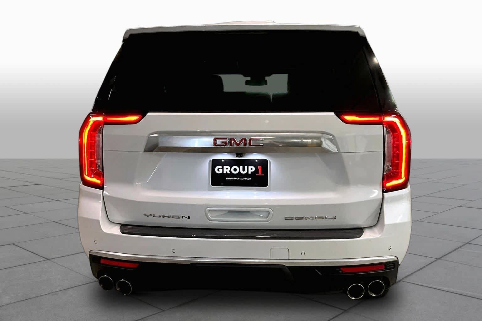 Used 2024 GMC Yukon Denali AWD/4WD image 5