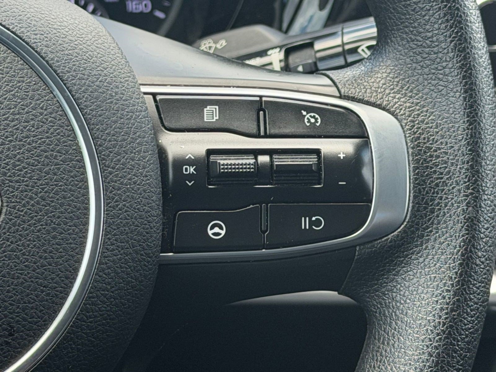 Used 2021 Kia K5 LXS FWD image 19