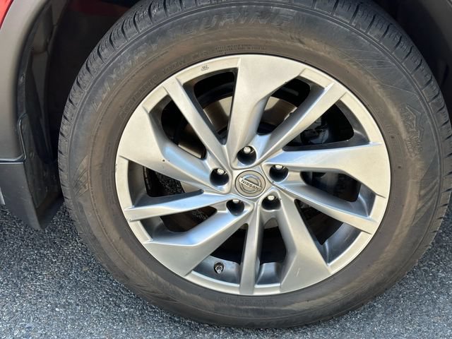 Used 2015 Nissan Rogue SL AWD/4WD image 15
