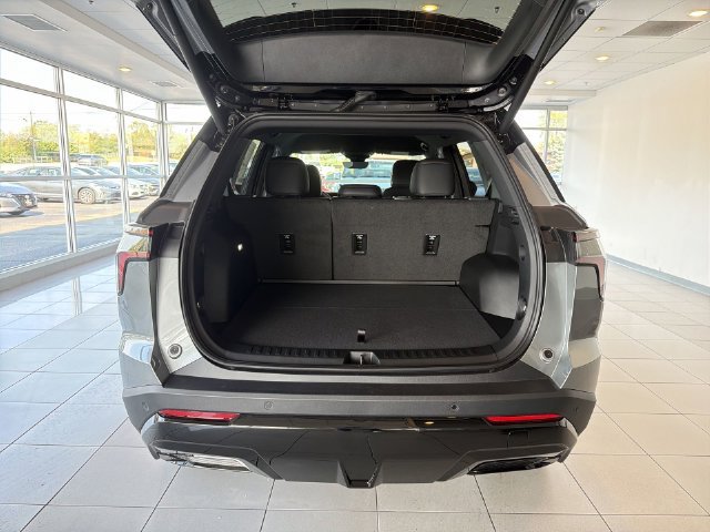 New 2027 Chevrolet Equinox RS w/ Safety and Technology Package AWD/4WD image 15