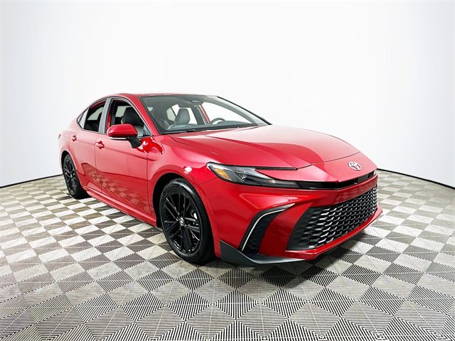 Used 2025 Toyota Camry SE