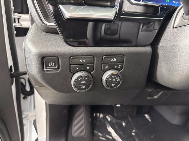 New 2026 Chevrolet Silverado 1500 RST AWD/4WD image 16