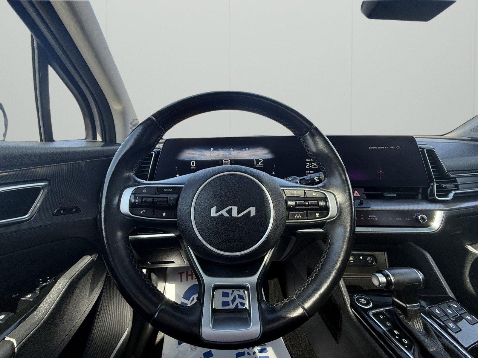 Used 2023 Kia Sportage SX image 16