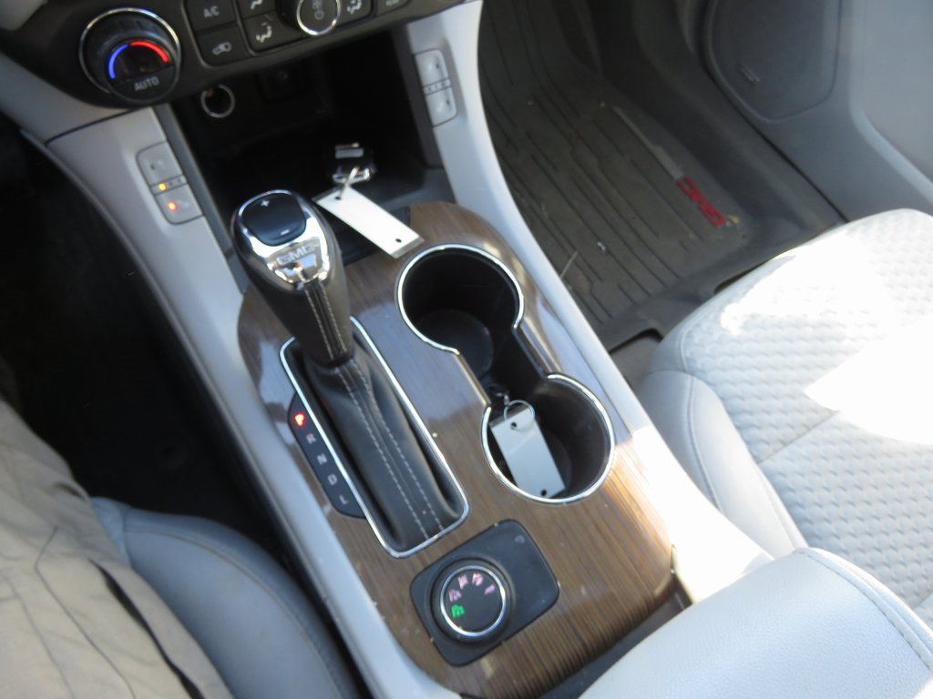 Used 2019 GMC Acadia SLE image 26