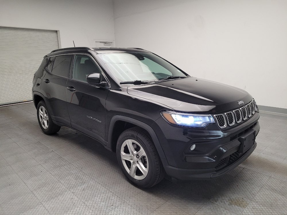Used 2023 Jeep Compass Latitude AWD/4WD image 13