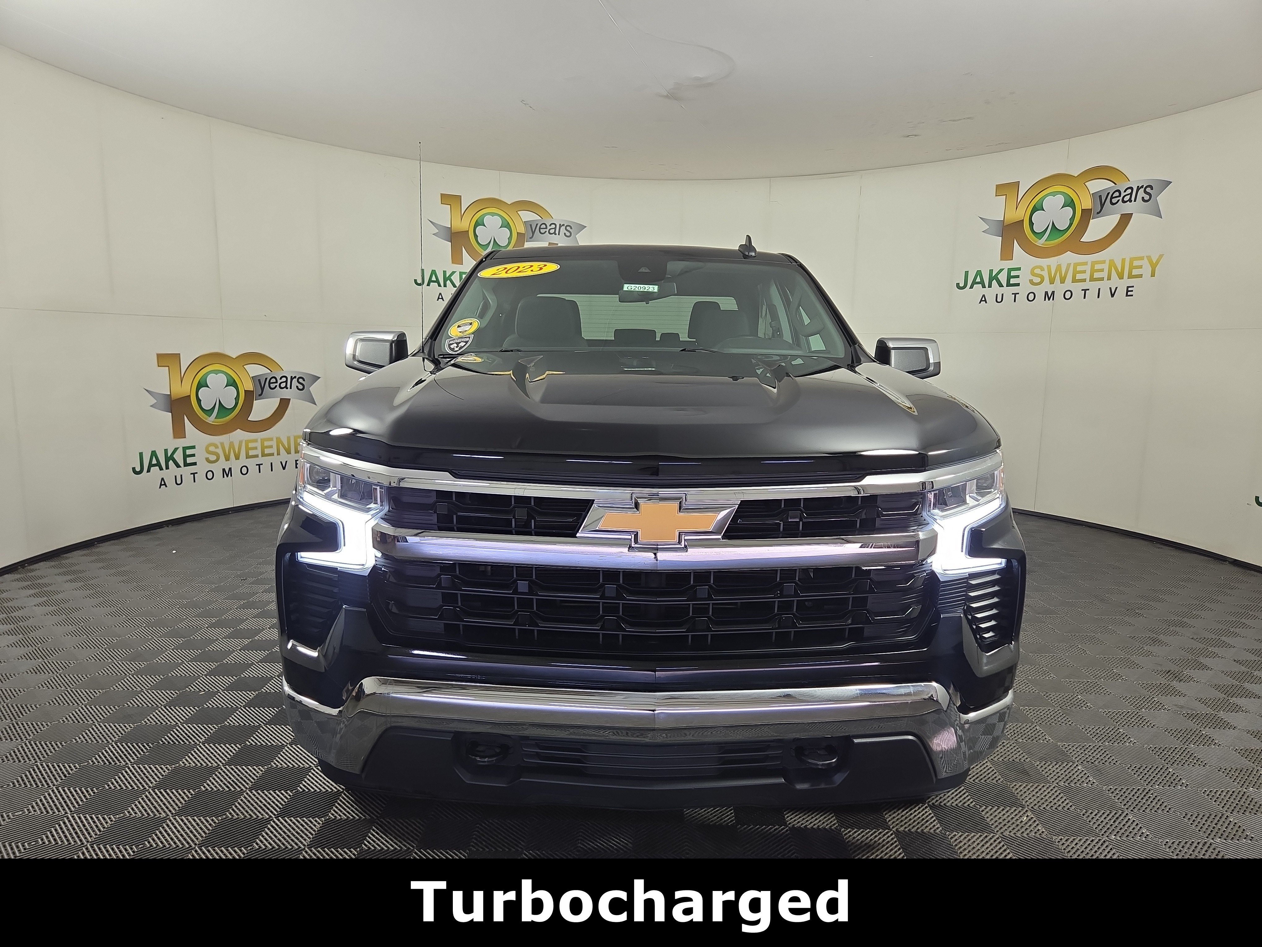 Certified 2023 Chevrolet Silverado 1500 LT AWD/4WD image 2
