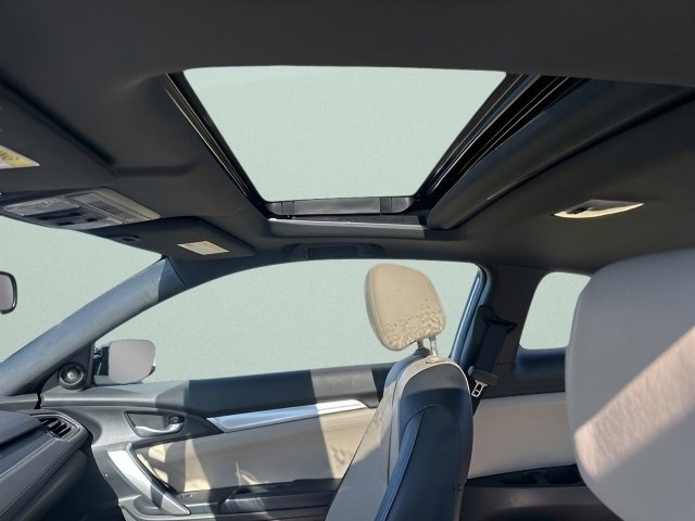 Used 2018 Honda Civic EX-L image 12