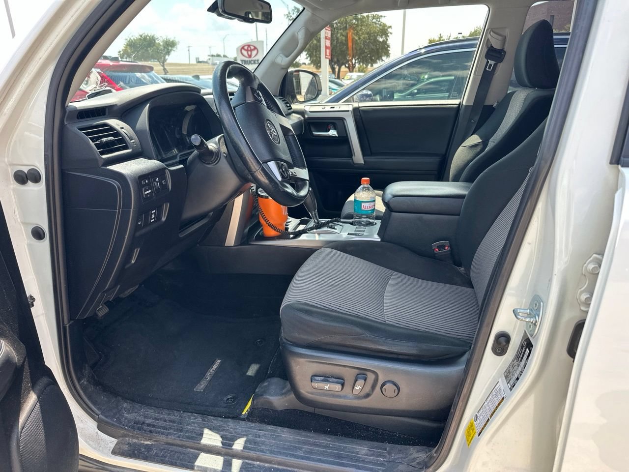 Used 2021 Toyota 4Runner SR5 AWD/4WD image 5
