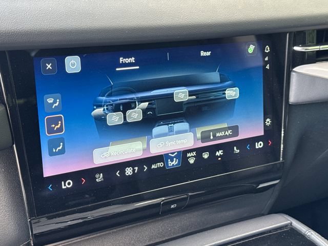 Used 2025 Lincoln Navigator L Reserve AWD/4WD image 24