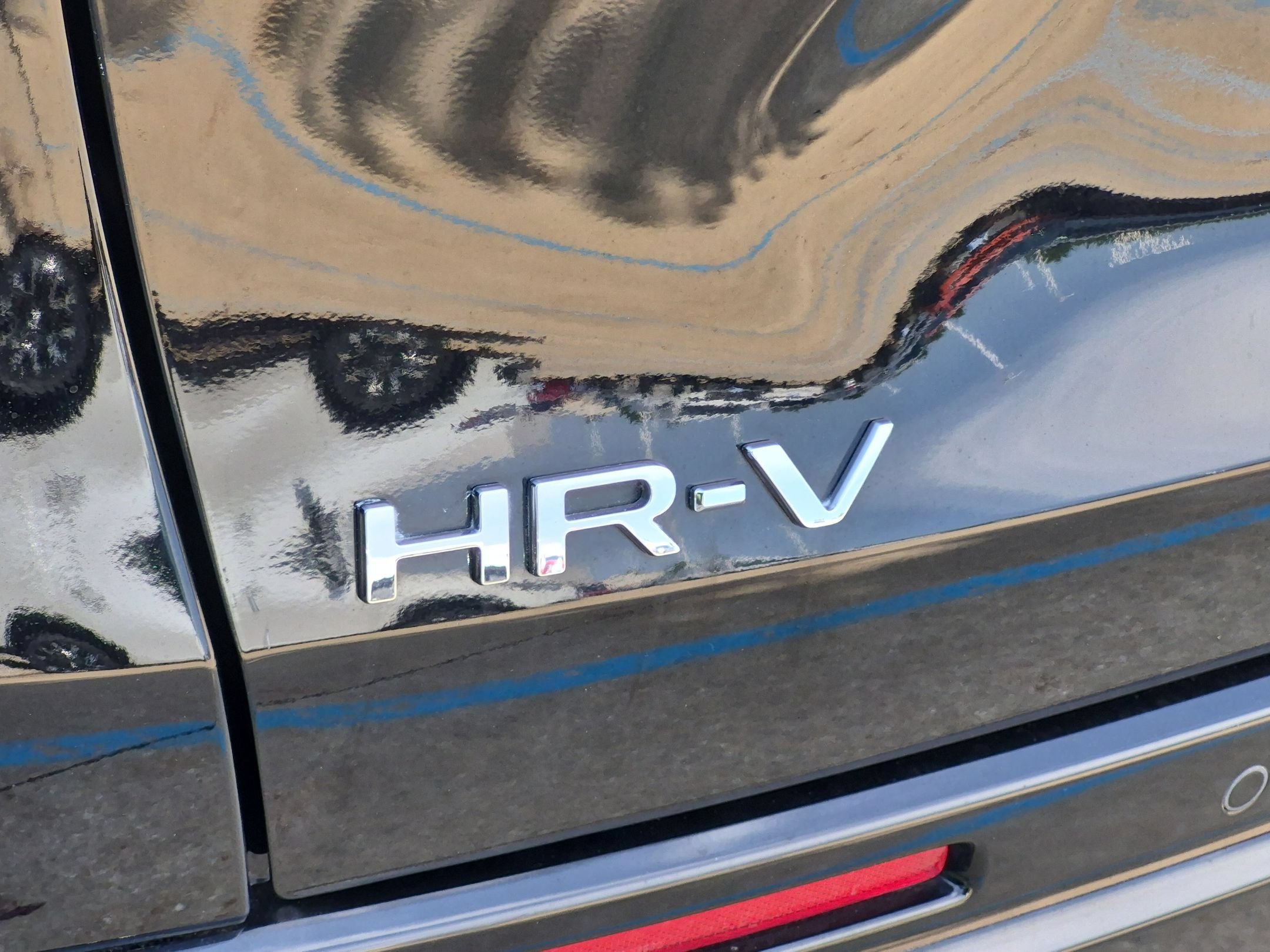 Certified 2023 Honda HR-V EX-L image 28