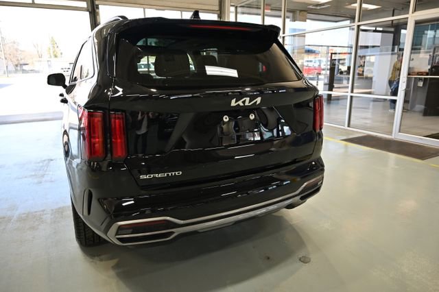 Used 2023 Kia Sorento SX image 6