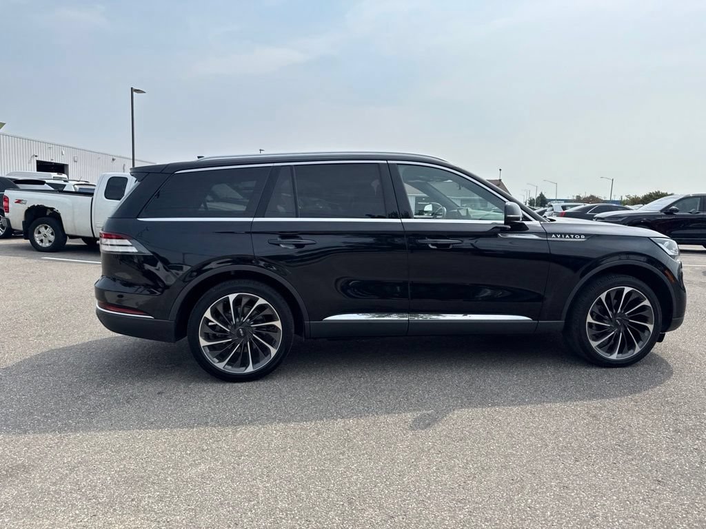 Certified 2023 Lincoln Aviator Reserve w/ Equipment Group 201A AWD/4WD image 6