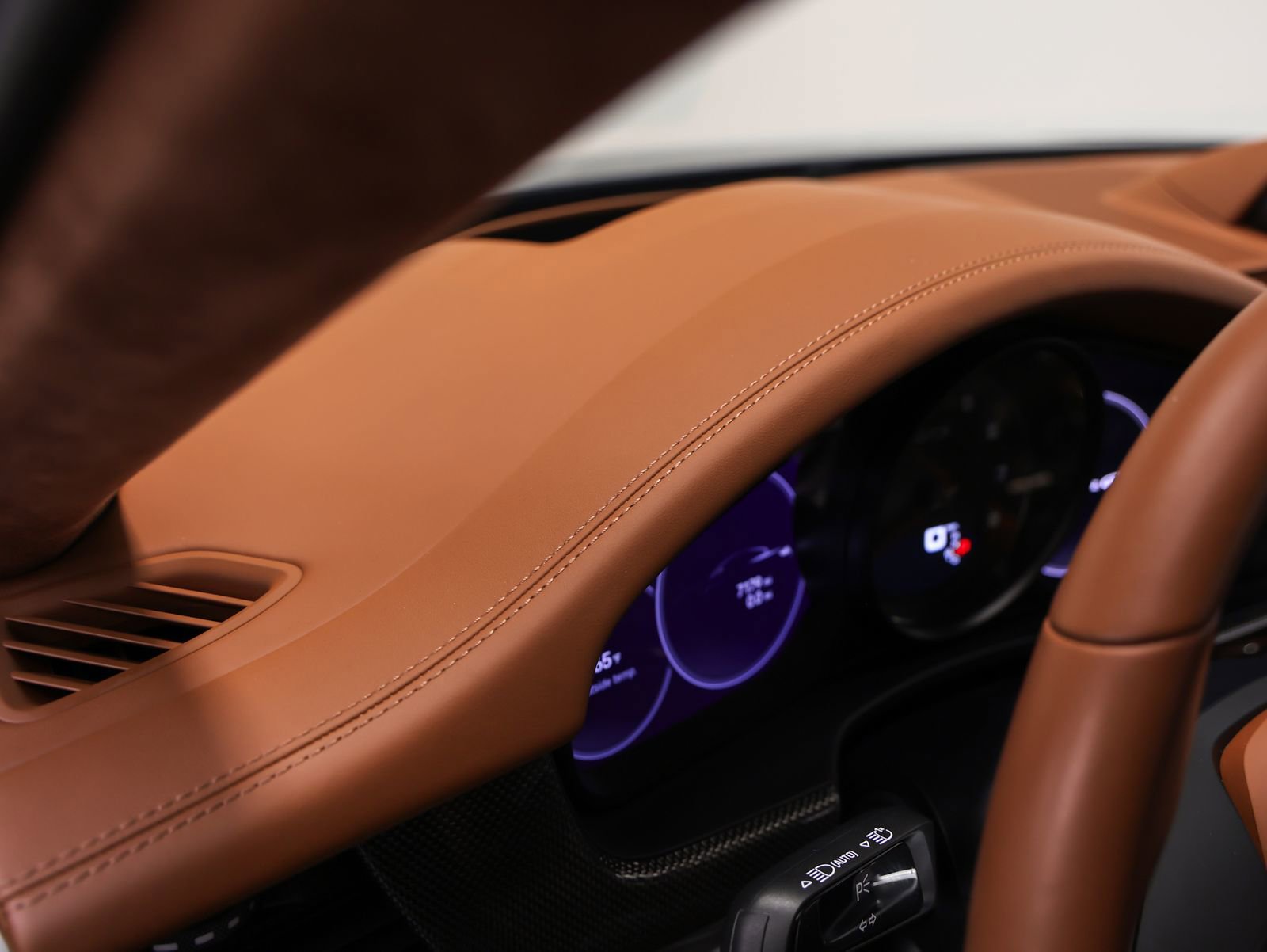 Used 2023 Porsche Panamera GTS image 43