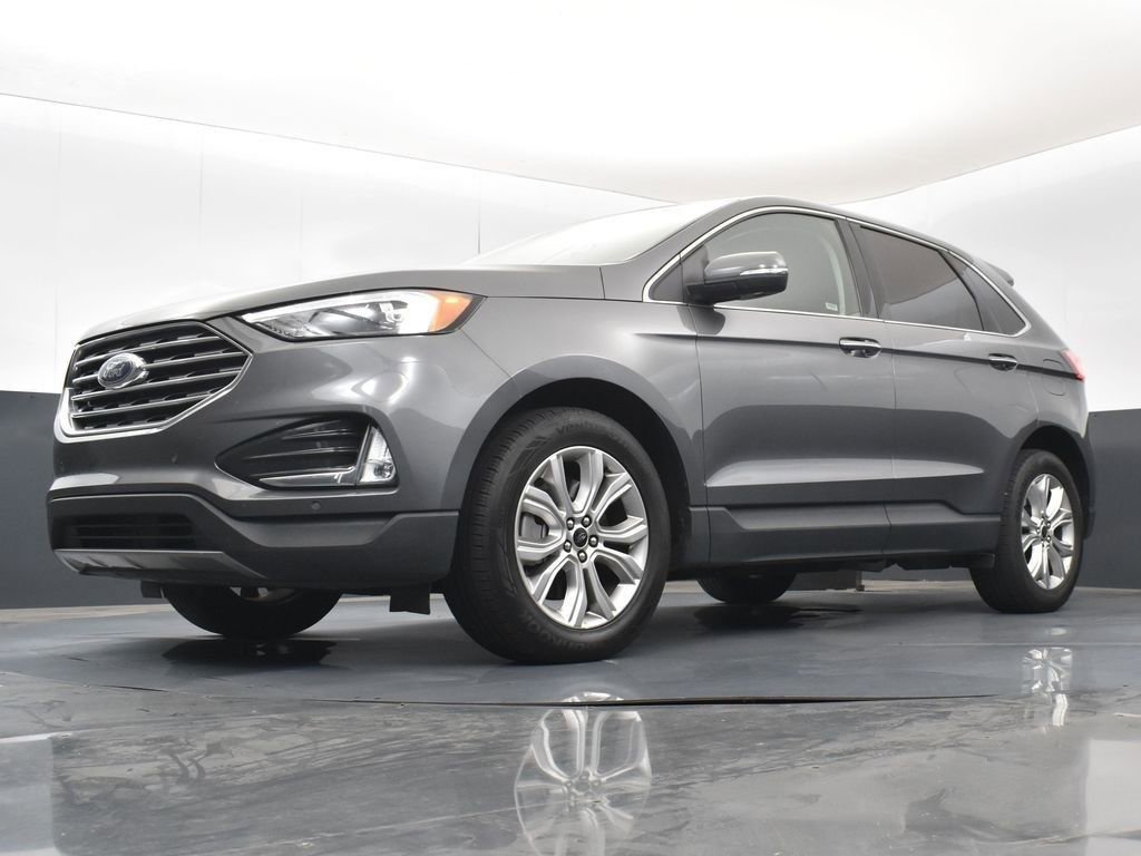 Used 2024 Ford Edge Titanium image 38