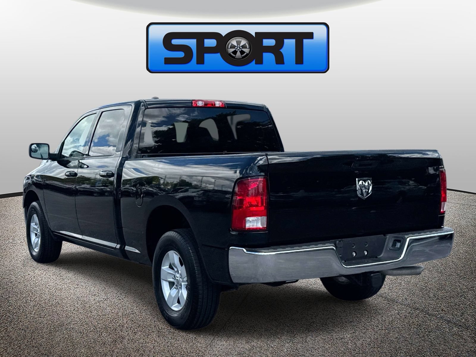 Used 2021 RAM 1500 Classic SLT AWD/4WD image 2