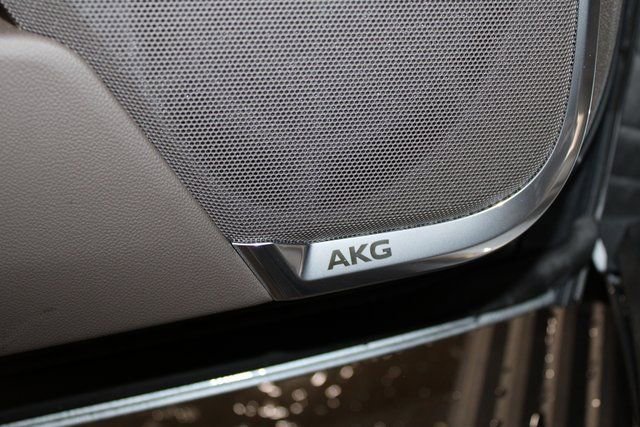 New 2026 Cadillac Escalade ESV Luxury w/ Touring Package image 14