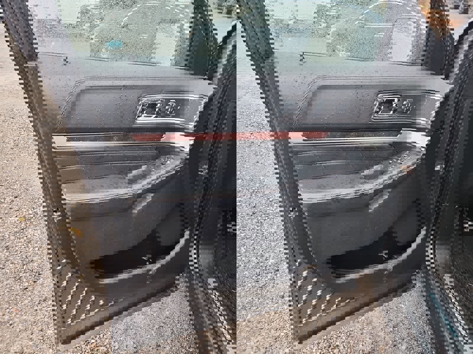 Used 2016 Ford Explorer Platinum image 16