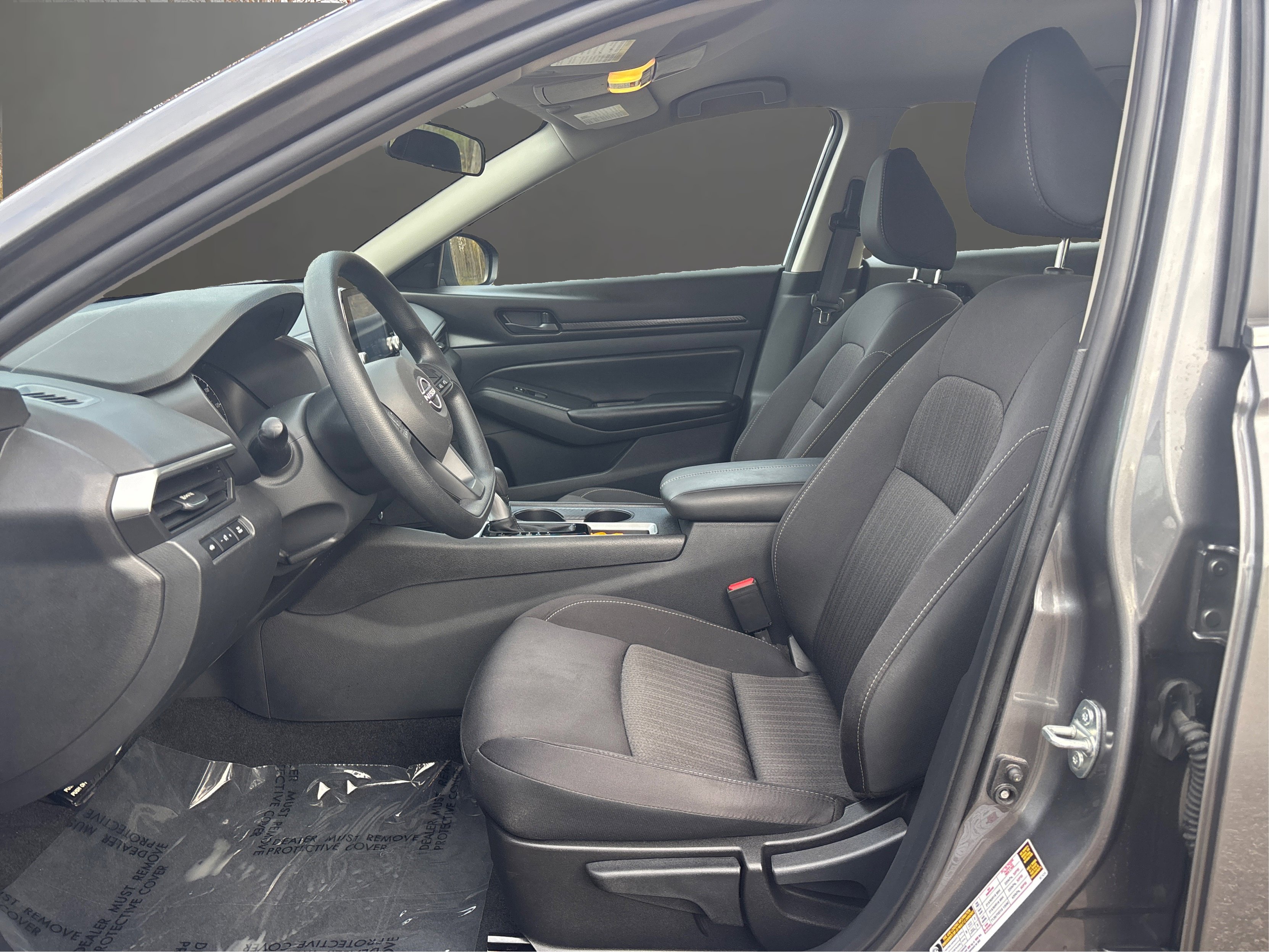 Used 2025 Nissan Altima 2.5 S image 11