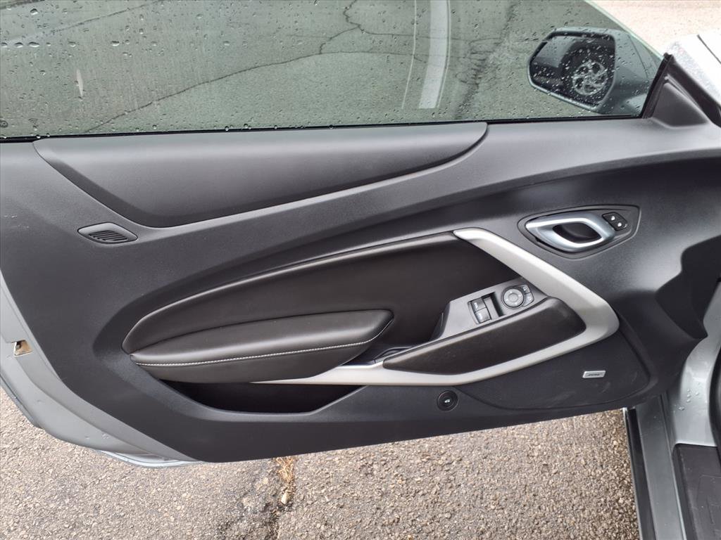 Used 2024 Chevrolet Camaro LT w/ Technology Package image 14