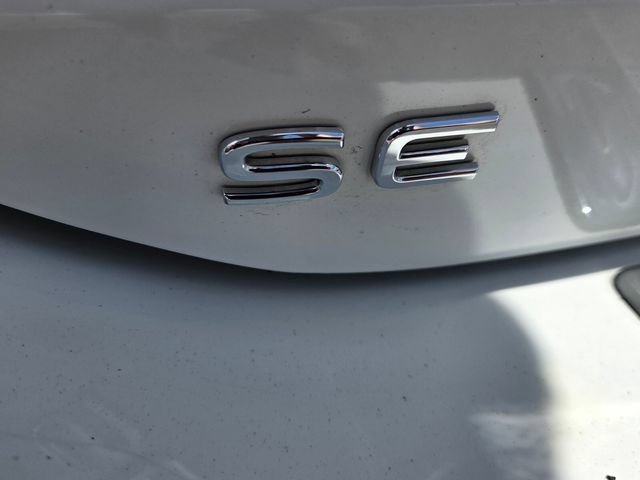 Certified 2025 Volkswagen Tiguan SE FWD image 11