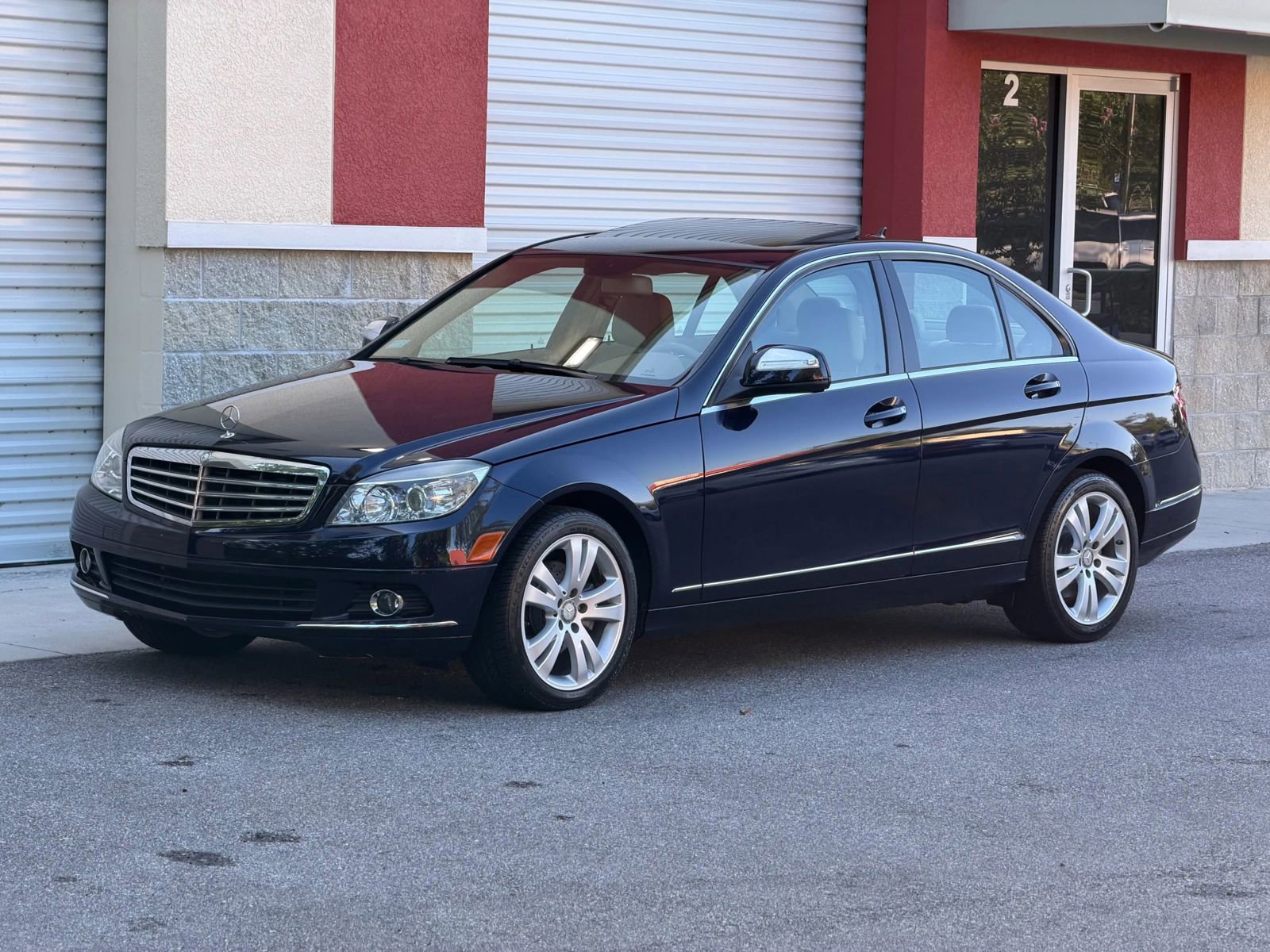 Used 2008 Mercedes-Benz C 300 Sedan image 9
