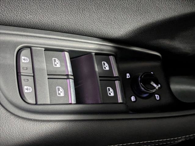 Used 2024 Audi Q8 Prestige w/ Prestige Package AWD/4WD image 18