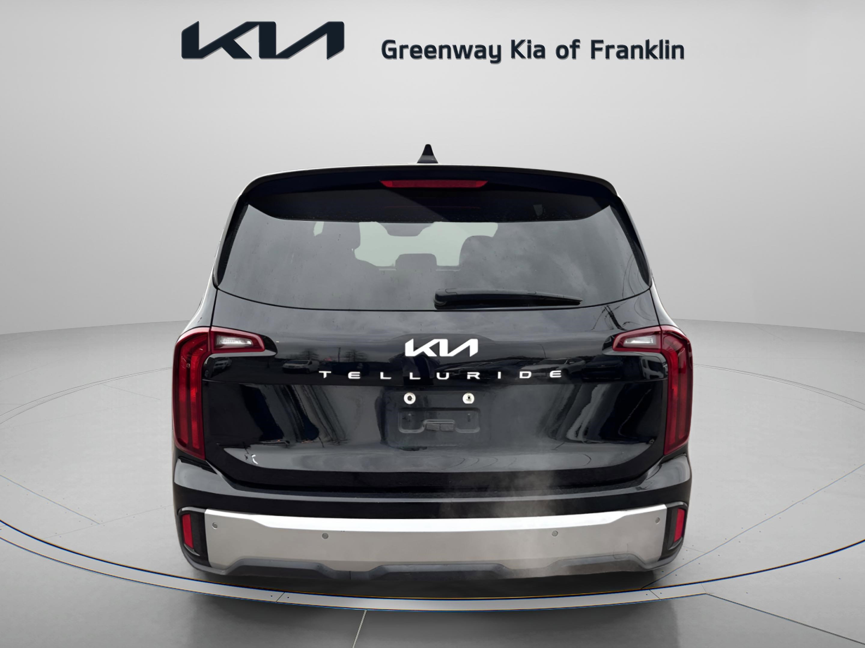 Used 2023 Kia Telluride LX image 6