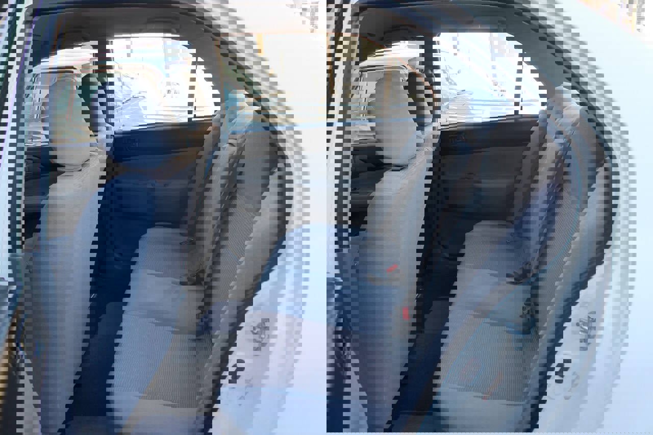 Used 2004 Mitsubishi Lancer ES image 24