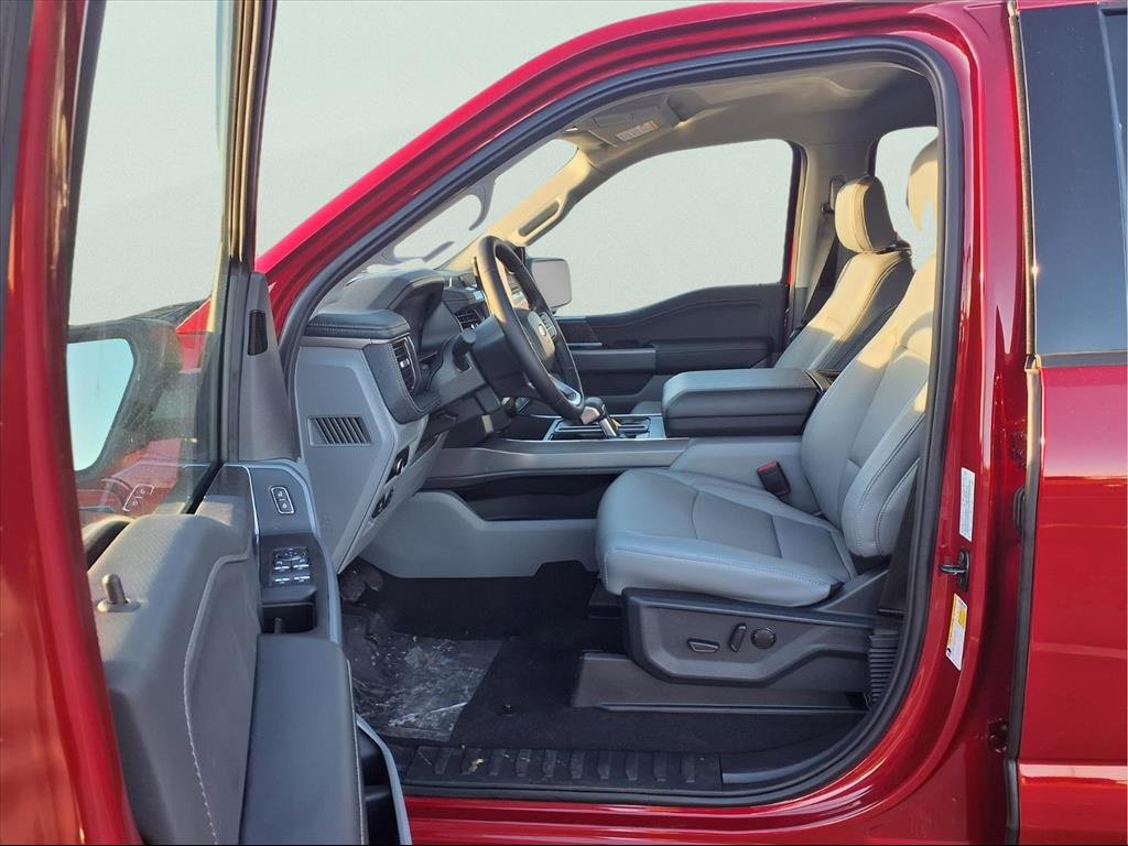 New 2025 Ford F150 Lightning Flash image 18