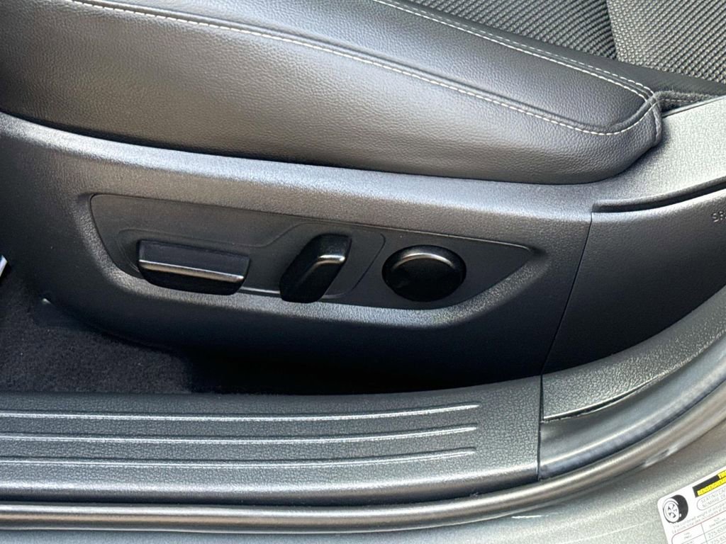 Used 2025 MAZDA CX-50 AWD 2.5 S w/ Preferred Package image 25