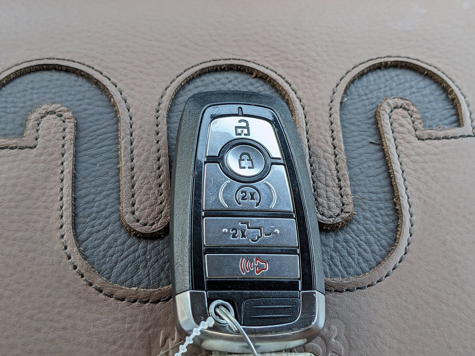 Certified 2024 Ford F150 King Ranch w/ FX4 Off-Road Package image 32