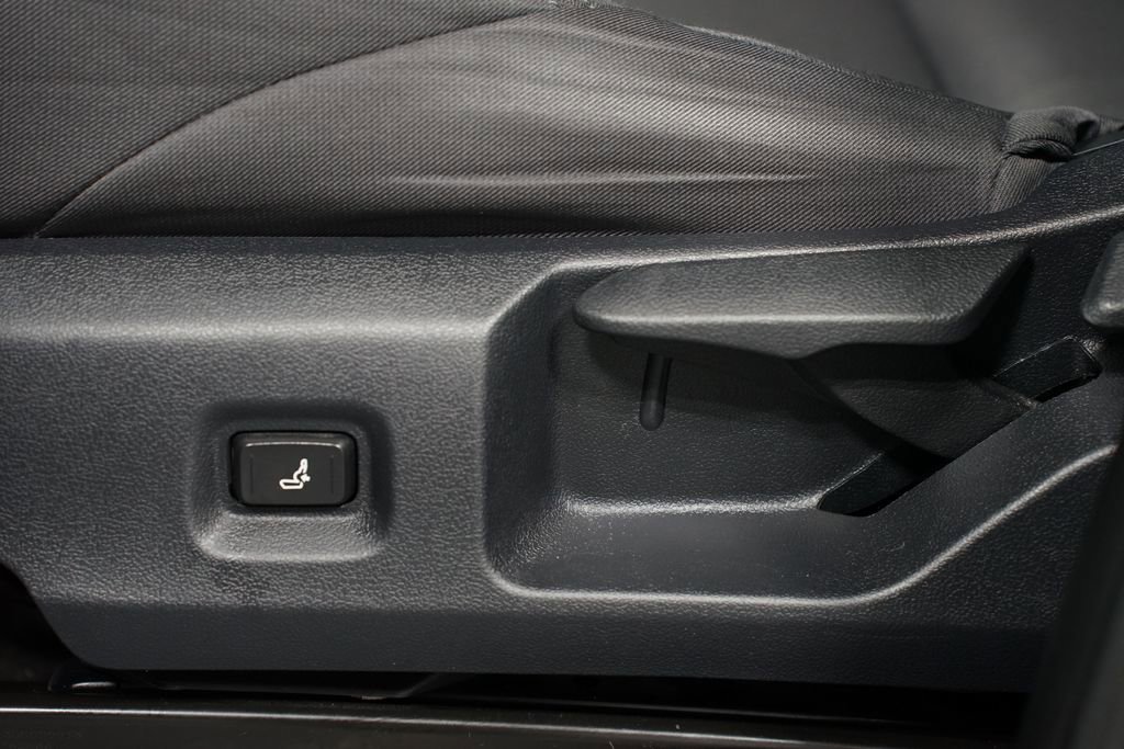 Certified 2024 Toyota Tacoma SR5 image 34