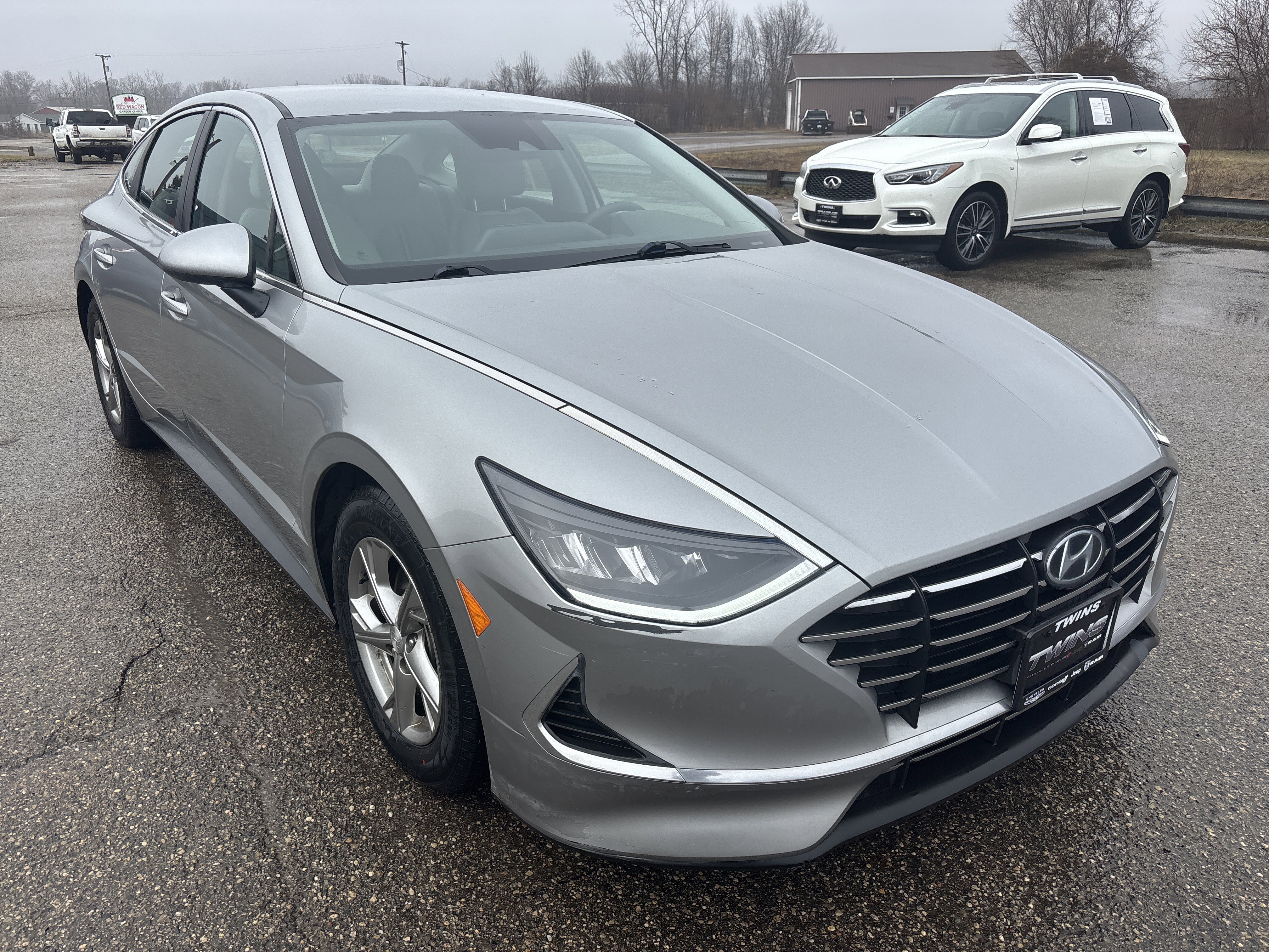 Used 2021 Hyundai Sonata SE image 1