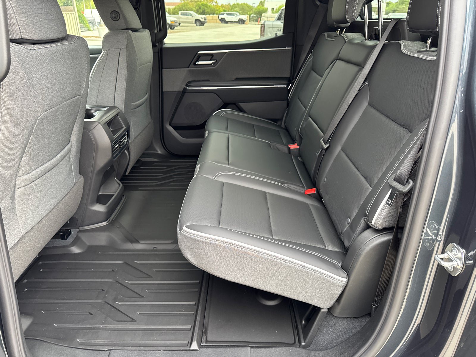 Used 2026 GMC Sierra EV Elevation AWD/4WD image 20