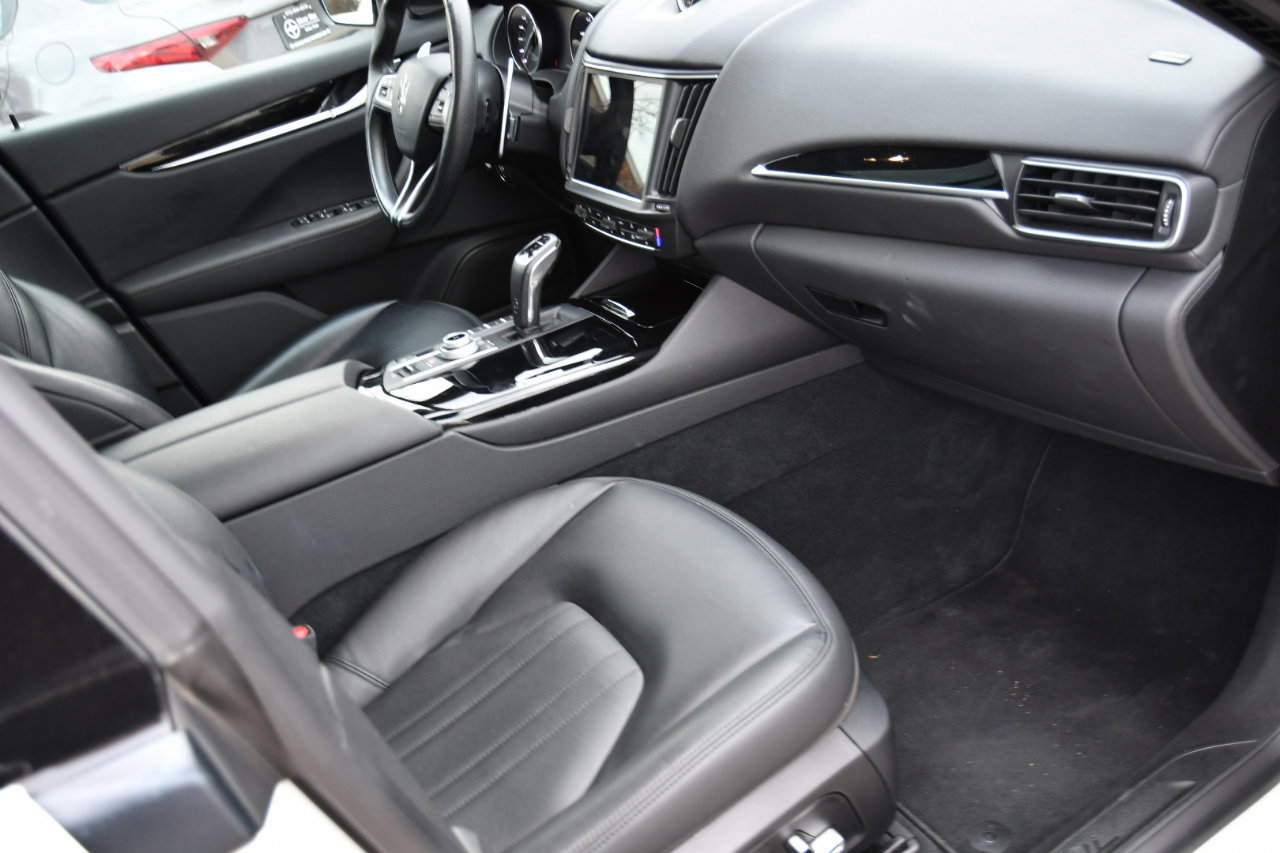 Used 2023 Maserati Levante Modena image 24