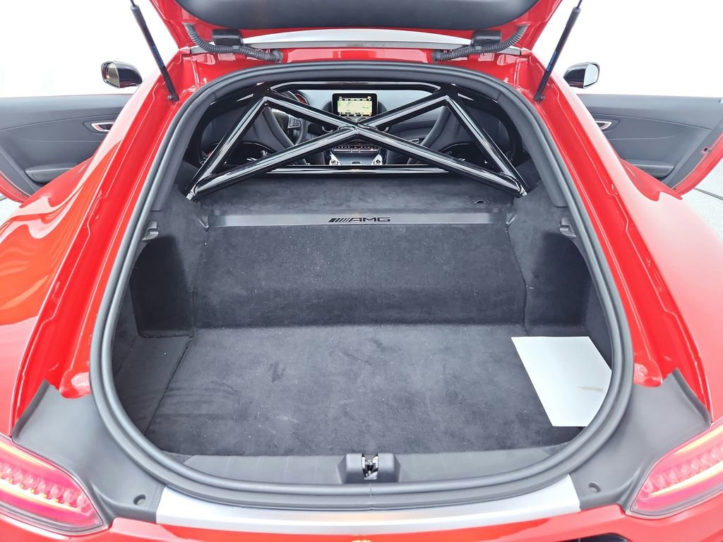 Used 2018 Mercedes-Benz AMG GT R image 13