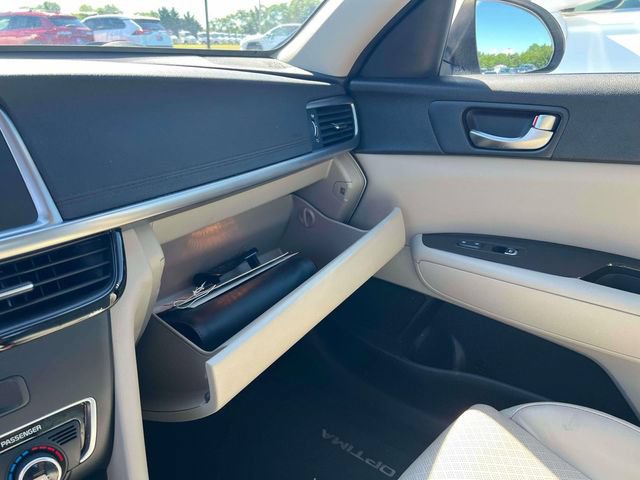 Used 2016 Kia Optima EX FWD image 12