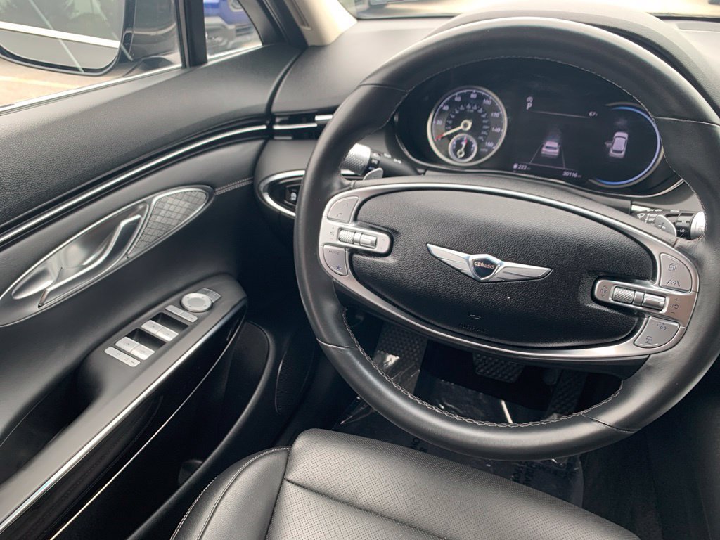 Used 2025 Genesis GV70 2.5T AWD/4WD image 12