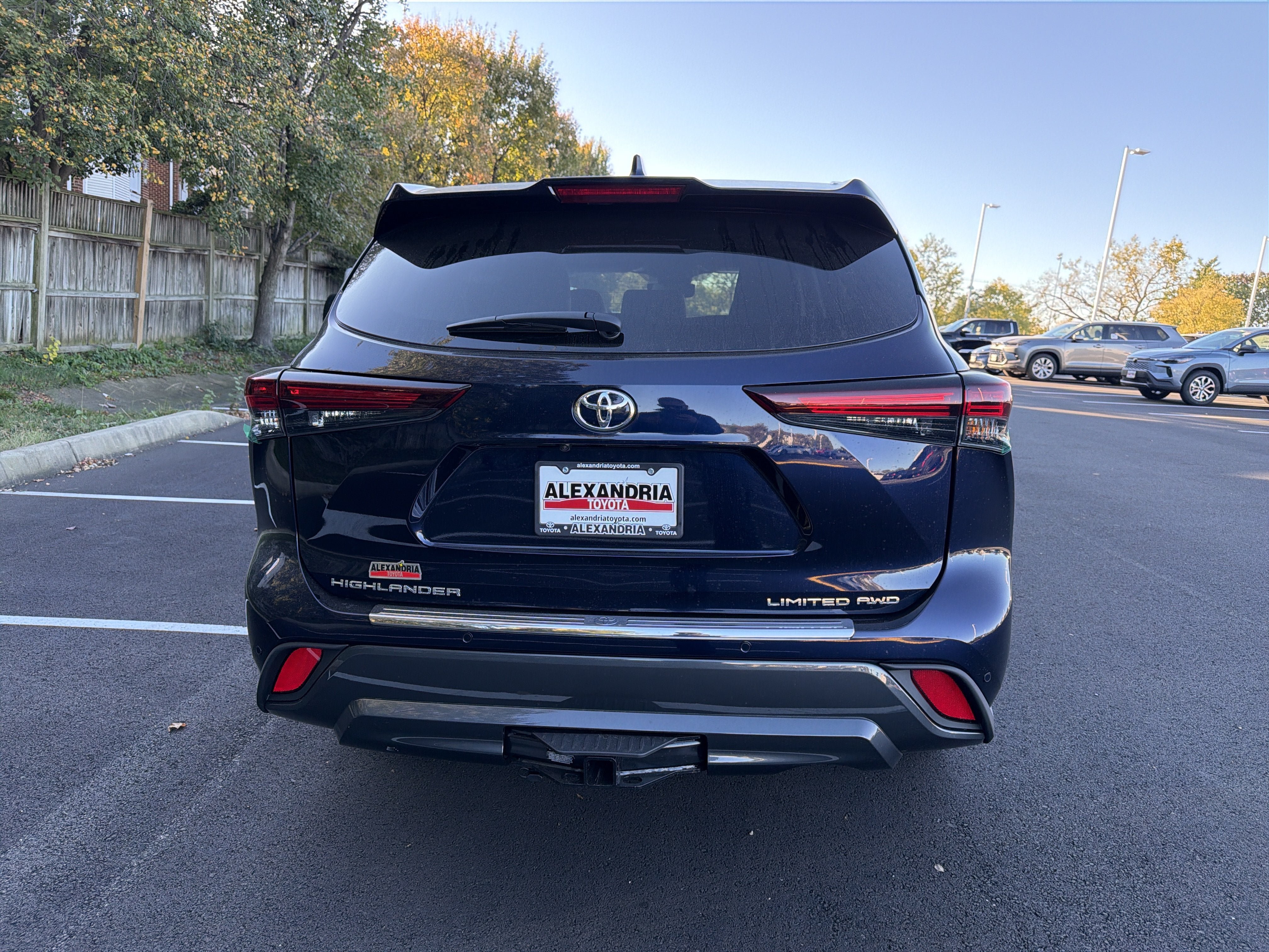 New 2026 Toyota Highlander AWD image 5