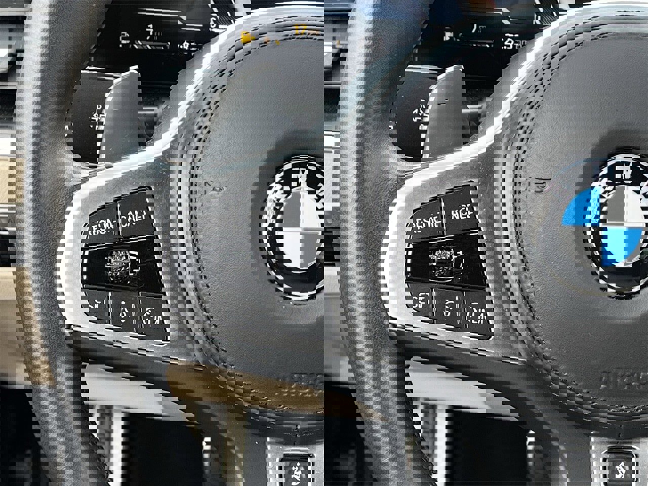 Used 2024 BMW M440i Coupe w/ Premium Package image 13